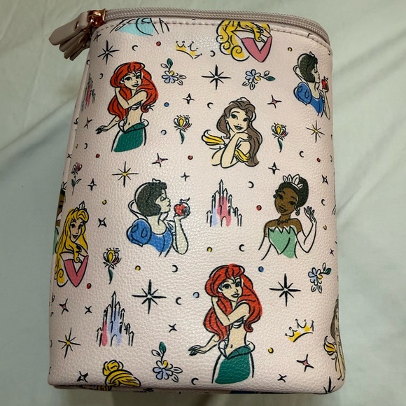 Petunia Pickle Bottom Disney Princess Inter-Mix Cool Pixel Plus Insulated Bag - Picture 8 of 16